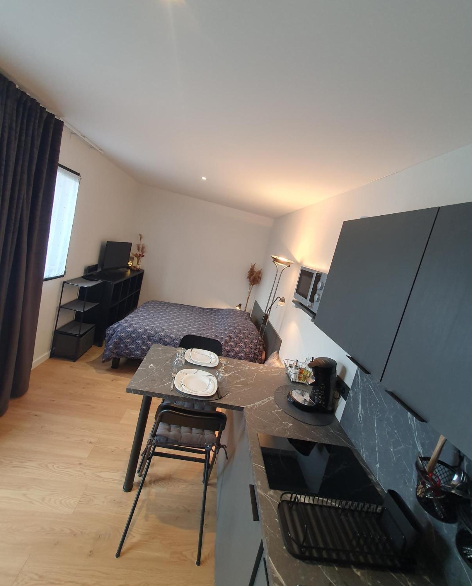 Studio Les Deux Grenouilles 5Mn De Colmar Herrlisheim-près-Colmar Exteriör bild